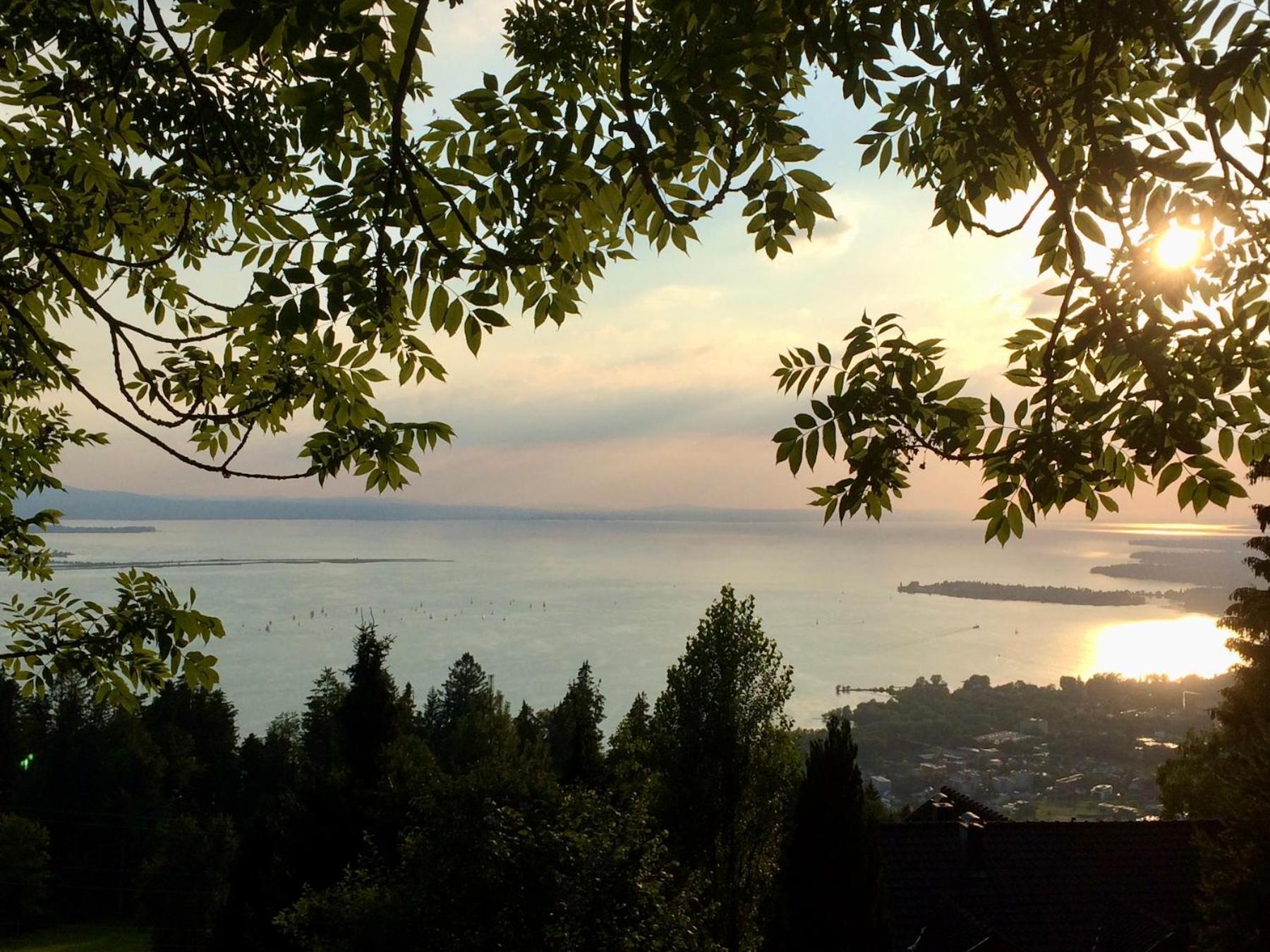 Ferienwohnung Seeglueck- Hochwertige Wohnung Im Villenviertel Mit Suedbalkon Lindau  Esterno foto
